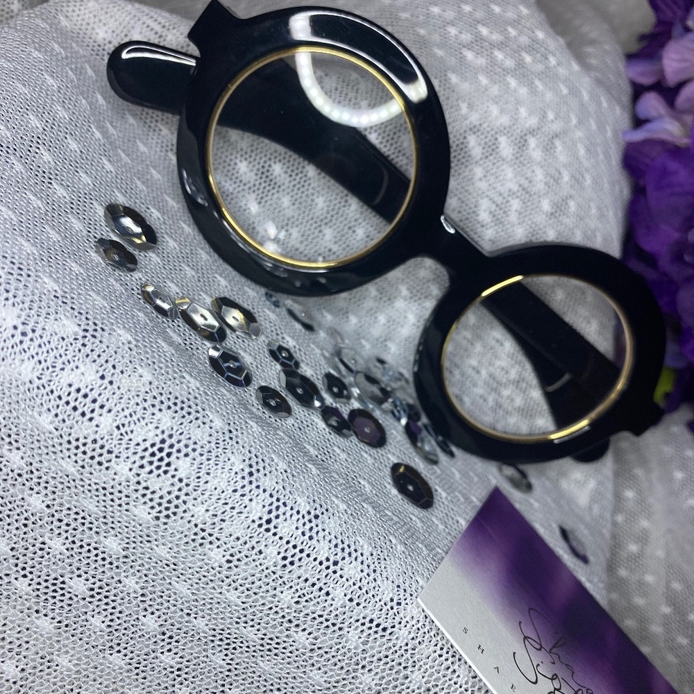 Round Black Glasses